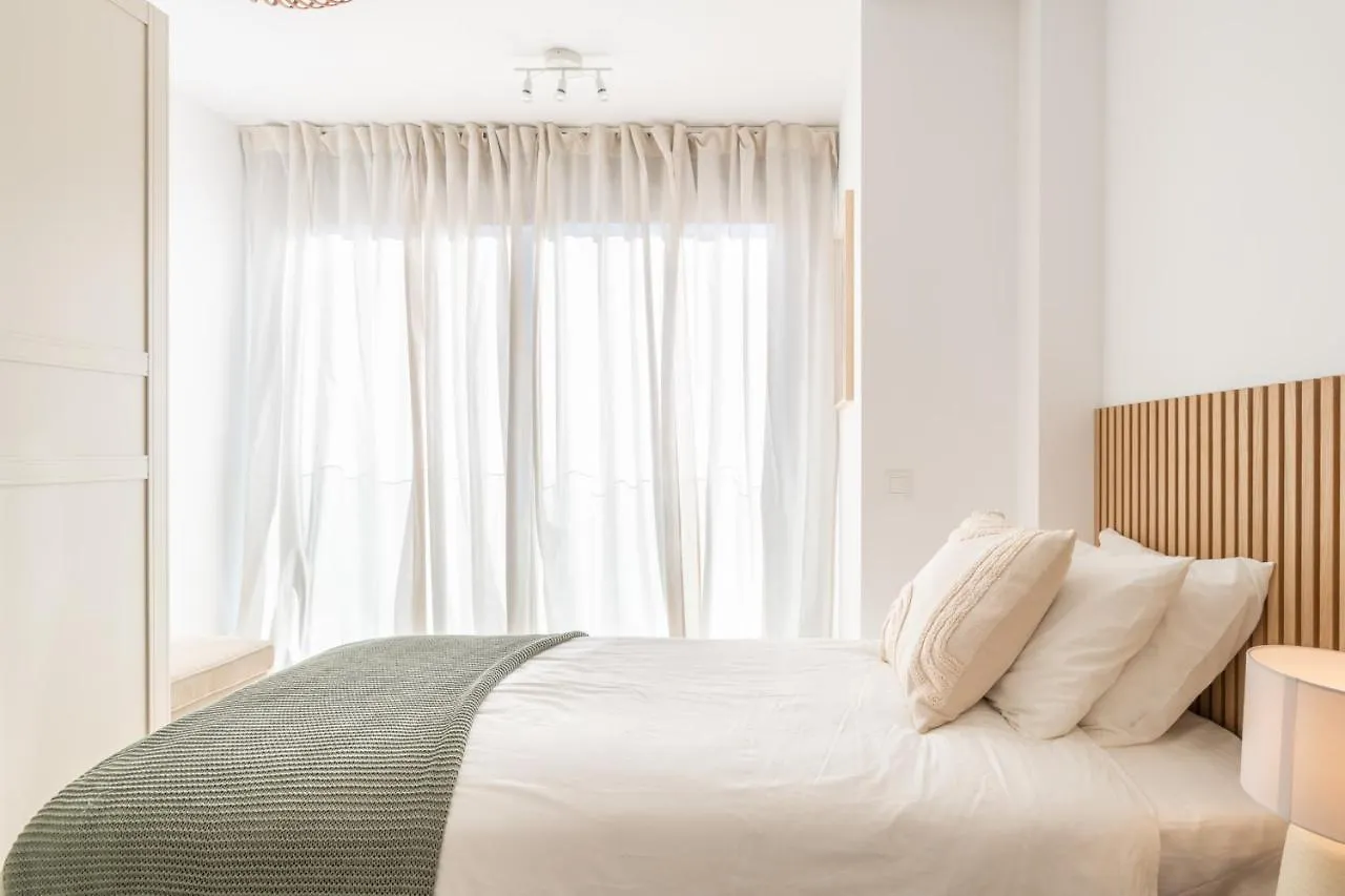 Malasana 13, Nuevo Apartamento 2 Dormitorios, Centro Historico, Todos Servicios, Barrio Tranquilo, Ms مالقة