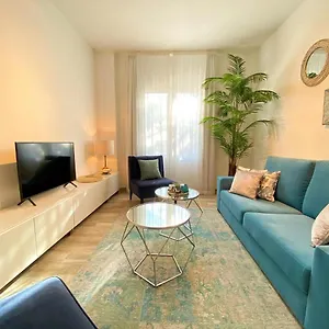 https://iloftmalaga-plaza-marina.es-andalucia.com